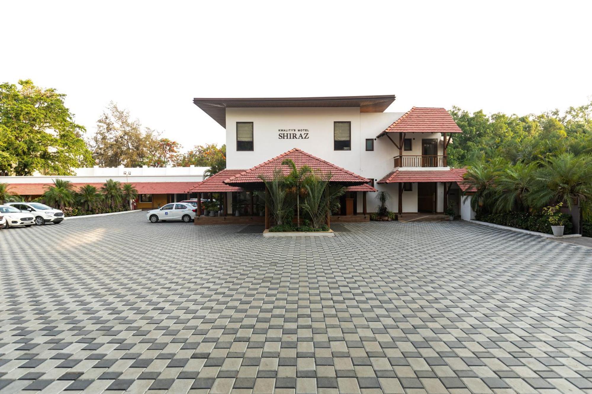 Kwality'S Motel Shiraz Bhopal Exterior photo
